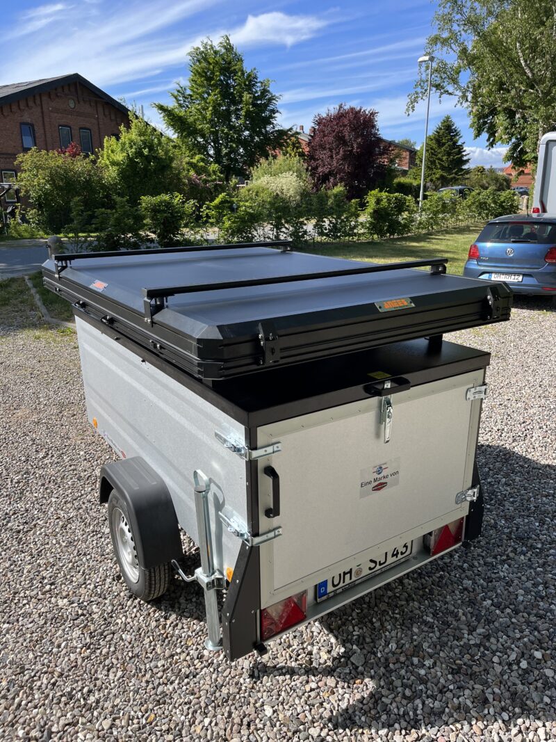 Square Dachzelt Geschlossen